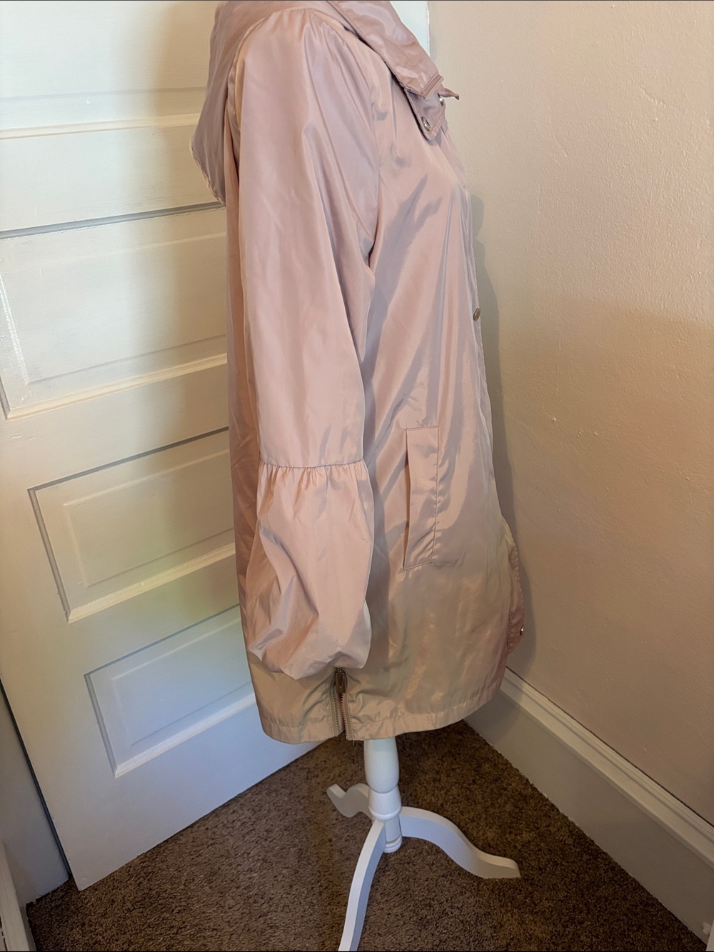 Via Spiga Pale Pink Rain Coat with Balloon Sleeves - Picture 12 of 14